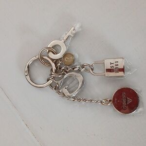 NWOT GUESS KEY RING